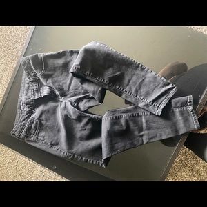 Black Old Navy rockstar long size 12 low rise jeans